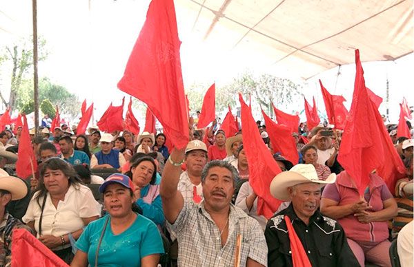 Antorcha entrega agroinsumos a productores del Mezquital