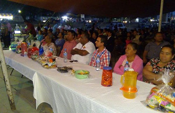 Antorcha festeja a las mamás de  La Piedad