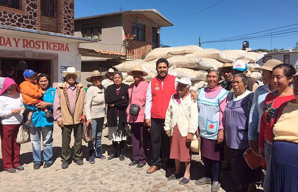 Entregará Antorcha apoyos de maíz a vecinos de San Agustín