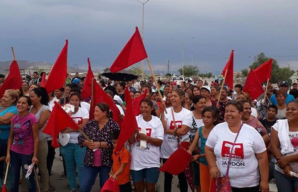  Candidatos del PRI se reúnen con antorchistas