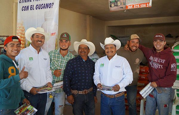 Juventino Ramírez gestionará recursos para salud y vivienda