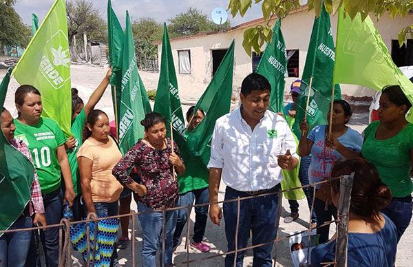 Lázaro visita el Ejido José María Morelos, en Jaumave