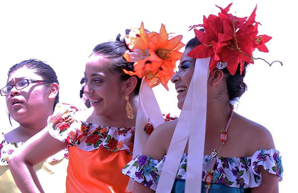   Inicia Antorcha Magisterial festejos por el Día del Estudiante en Tierra Caliente   