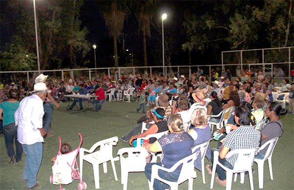 Festejan antorchistas a las madres en Sonora