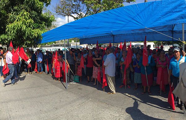 Antorcha Campesina instala plantón en oficinas de la Sagarpa