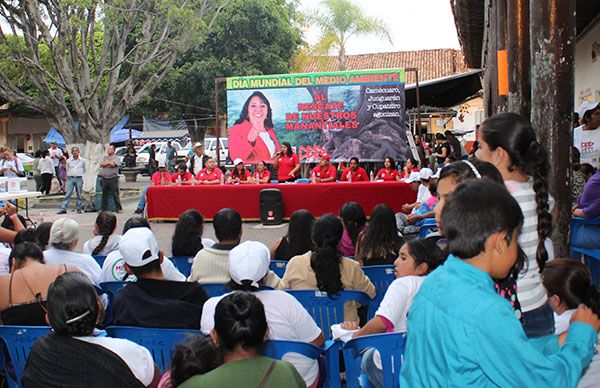 La administración del Lago de Camécuaro la debe decidir el pueblo: Lety Arroyo