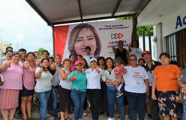 Mi compromiso es con las familias pobres y para ellos trabajaré: Janeth García