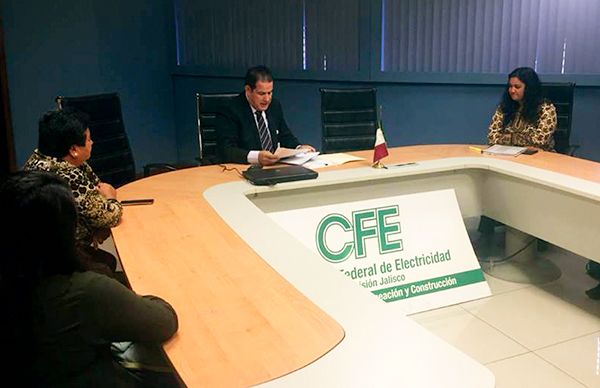 CFE estanca demanda de electrificación para colonias 