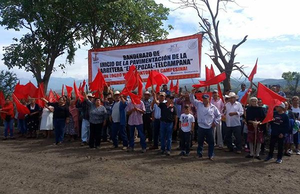 Modernizan carretera en San Gabriel por gestión y lucha de antorchistas