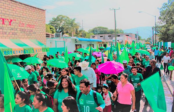 Lázaro Espinosa trabajará por mitigar la pobreza aun cuando no resultó electo 