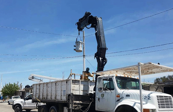 Municipio de Querétaro cumple  a medias en obra eléctrica 