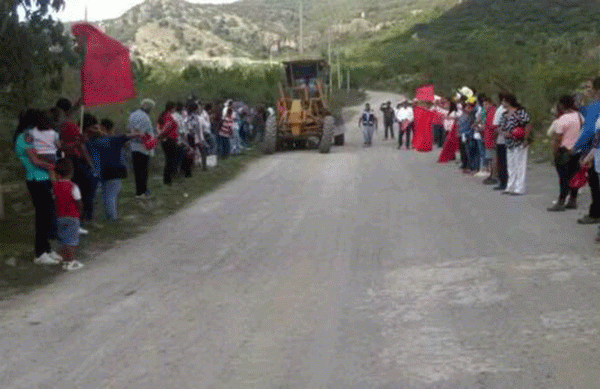 Arranca obra carretera en Zapopan gestionada por antorchistas