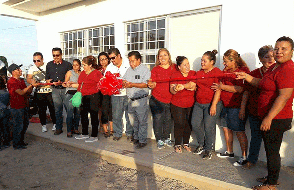 Inauguran dos aulas de la primaria Antorcha del Saber