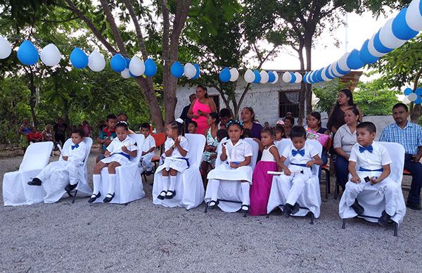 Egresa primera generación de preescolar de la Buenos Aires