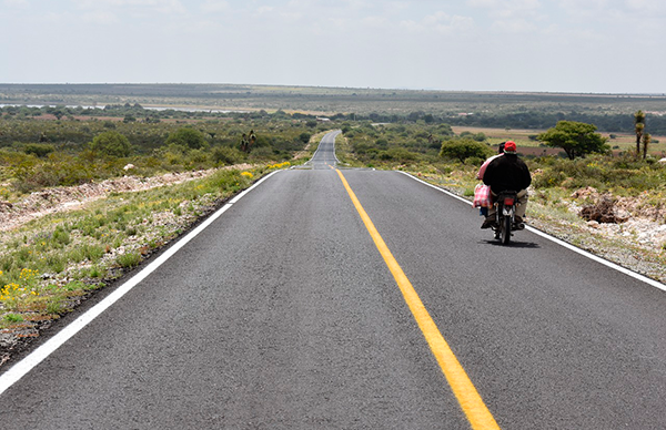 Concluyó rehabilitación de carretera a Pozo Blanco 