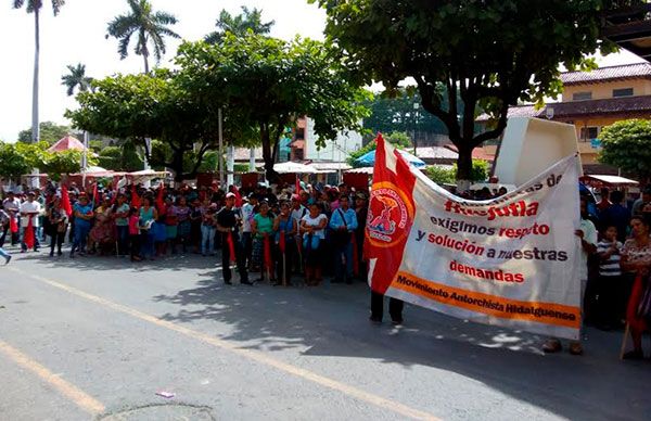 Persiste manifestación: Antorcha espera audiencia con alcalde de Huejutla