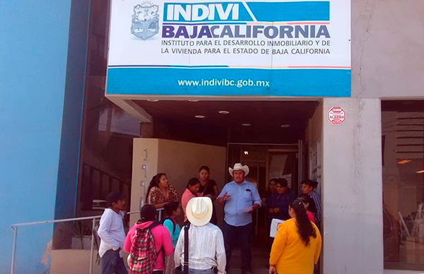 Antorchistas de Ensenada se reúnen con el Delegado de INDIVI