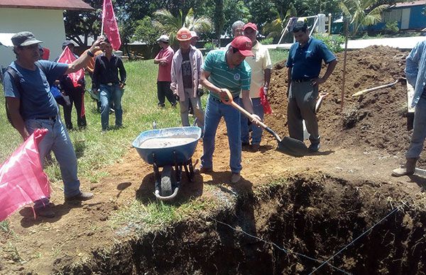 Antorcha inicia construcción de techado en Independencia