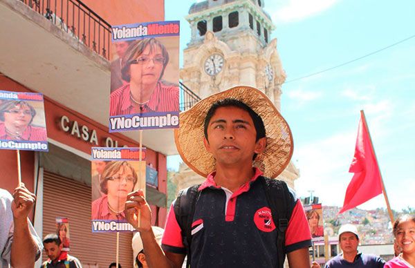 100 días en plantón: Yolanda Tellería miente y no cumple