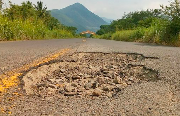 Inicia bacheo en colonia Gaviotas Sur