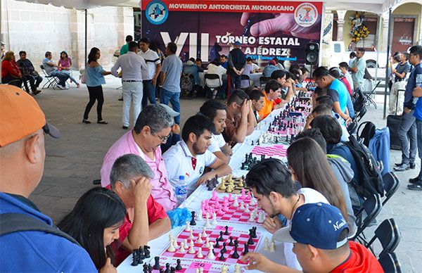 Ganadores del VIII Torneo Estatal de Ajedrez rumbo al Torneo Nacional en Chimalhuacán