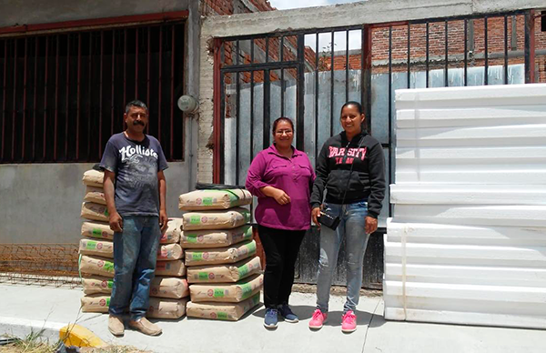 Antorcha hace la diferencia con entrega de material para vivienda   