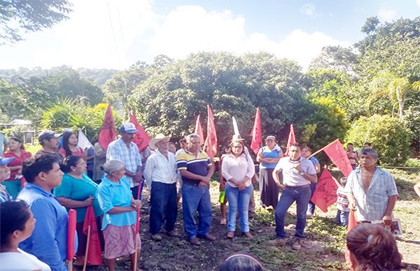 Después de 20 años, familias de Catemaco iluminarán sus hogares