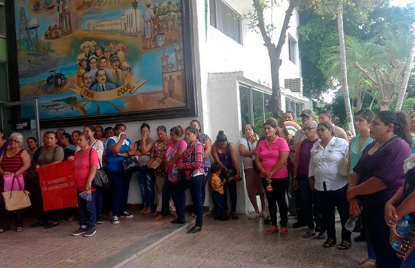 Antorchistas de Guasave exigen cumplir a autoridades