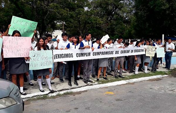 Antorchistas de Jaumave logran pago de las rentas que albergan el COBAT 23 y la Casa del Estudiante 