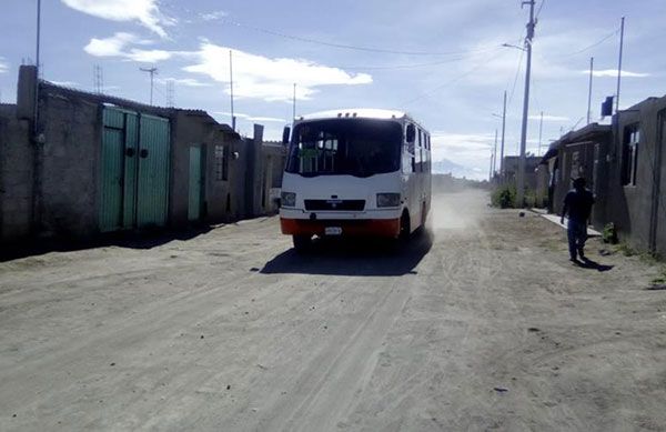 Llega transporte público a colonia antorchista