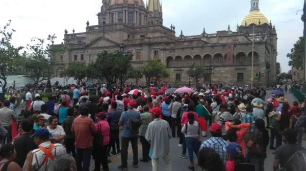 Antorchistas posponen manifestación en Guadalajara 