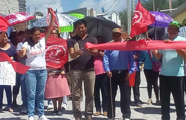 Entrega Antorcha obra de empedrado y acciones para la vivienda 