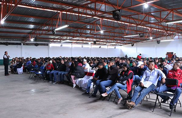 Alcalde de Villa de Ramos apoya a maestros de la Sección 26