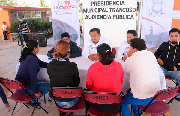 Ofrece alcalde antorchista audiencia pública en El Provenir 