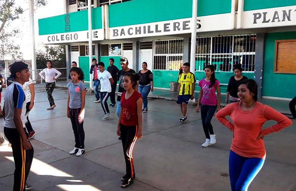 Ballet de estatal de Zacatecas presente en el III Concurso de Folclor Internacional