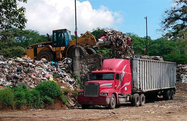 Retiran basurero ubicado en la colonia 2 de marzo de Coatepec