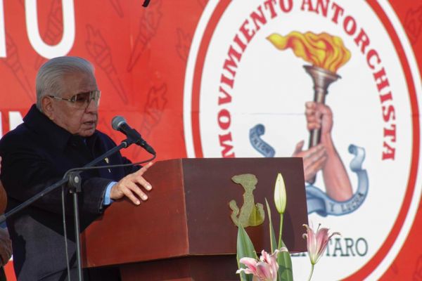 Antorcha nació para educar y organizar al pueblo pobre: Aquiles Córdova 