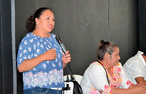 Líderes carmelitas se comprometen con dirigencia antorchista