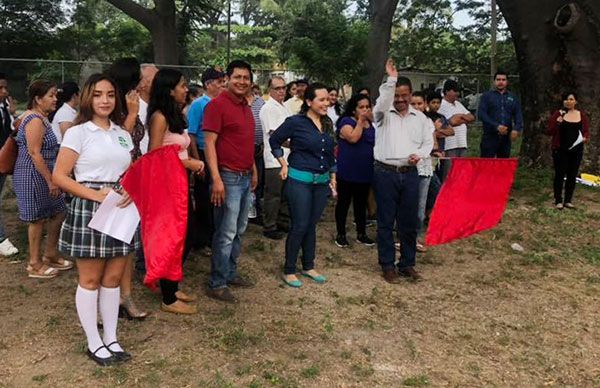 Celebra Antorcha colocación de primera piedra en TBC de Jalipa