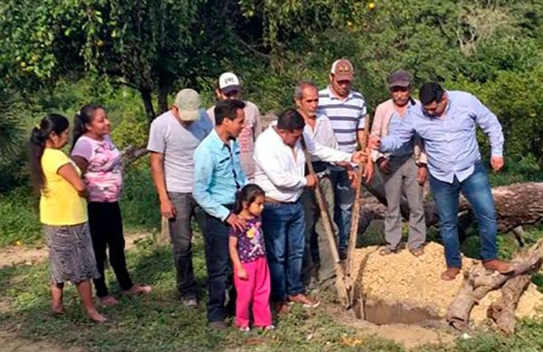 Arranca obra de electrificación en la comunidad de La Joya