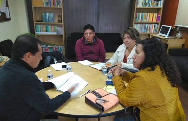 Avanzan demandas de docentes organizados planteadas ante Secretaría de Educación estatal