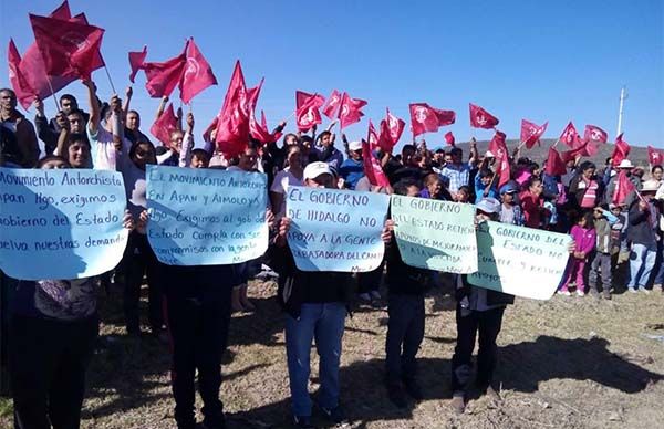 Antorcha ilumina comunidades olvidadas por diversos gobiernos