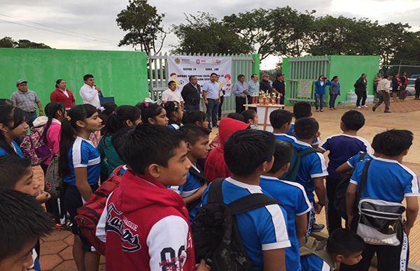 Antorcha fomenta el deporte en infantes de la zona Sur