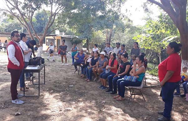 Antorchistas de Manzanillo obtienen construcción de baños