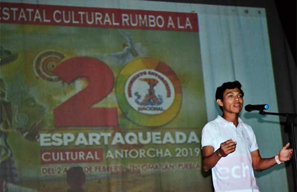 Artistas campechanos en la ruta de la  XX Espartaqueada Cultural Nacional Antorchista