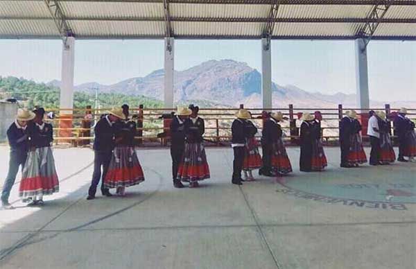 Estudiantes de Yosoyua afinan detalles para participar en la XX Espartaqueada