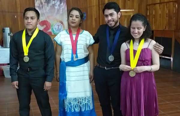 Mención honorífica para Aguascalientes en canto