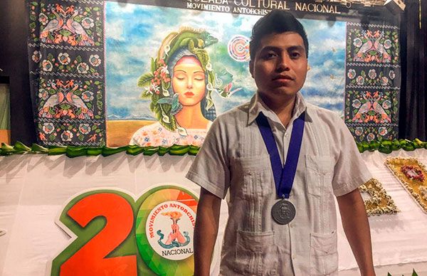 Estudiante de la Uagro obtiene segundo lugar en Oratoria  