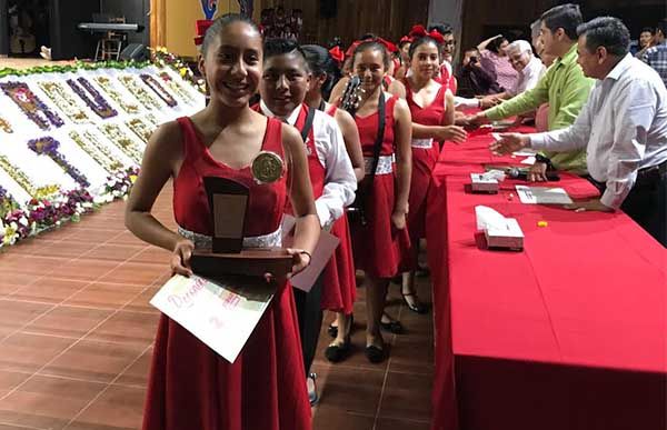 Obtiene Puebla primer lugar nacional en rondalla