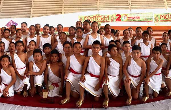 Obtiene Puebla primer lugar nacional en poesía coral